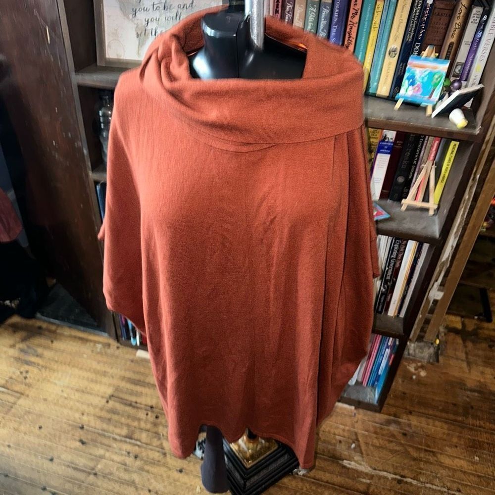 Eloquii Elements rust drape cowl neck 26/28 flowy top